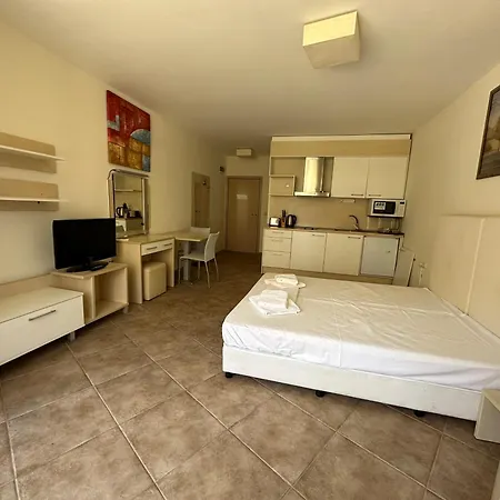 Апартамент Psb In Midia Ахелой